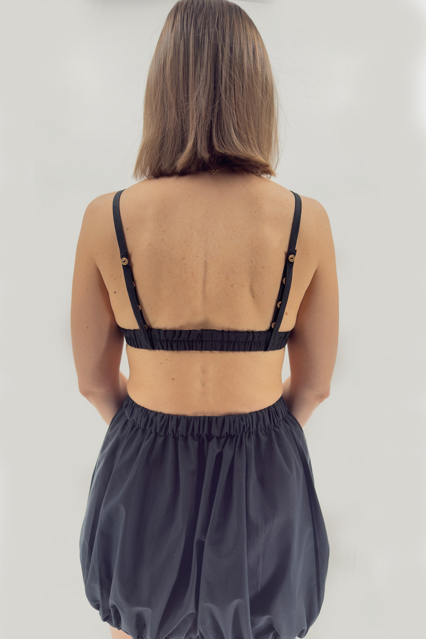 Bra-black-back-studio